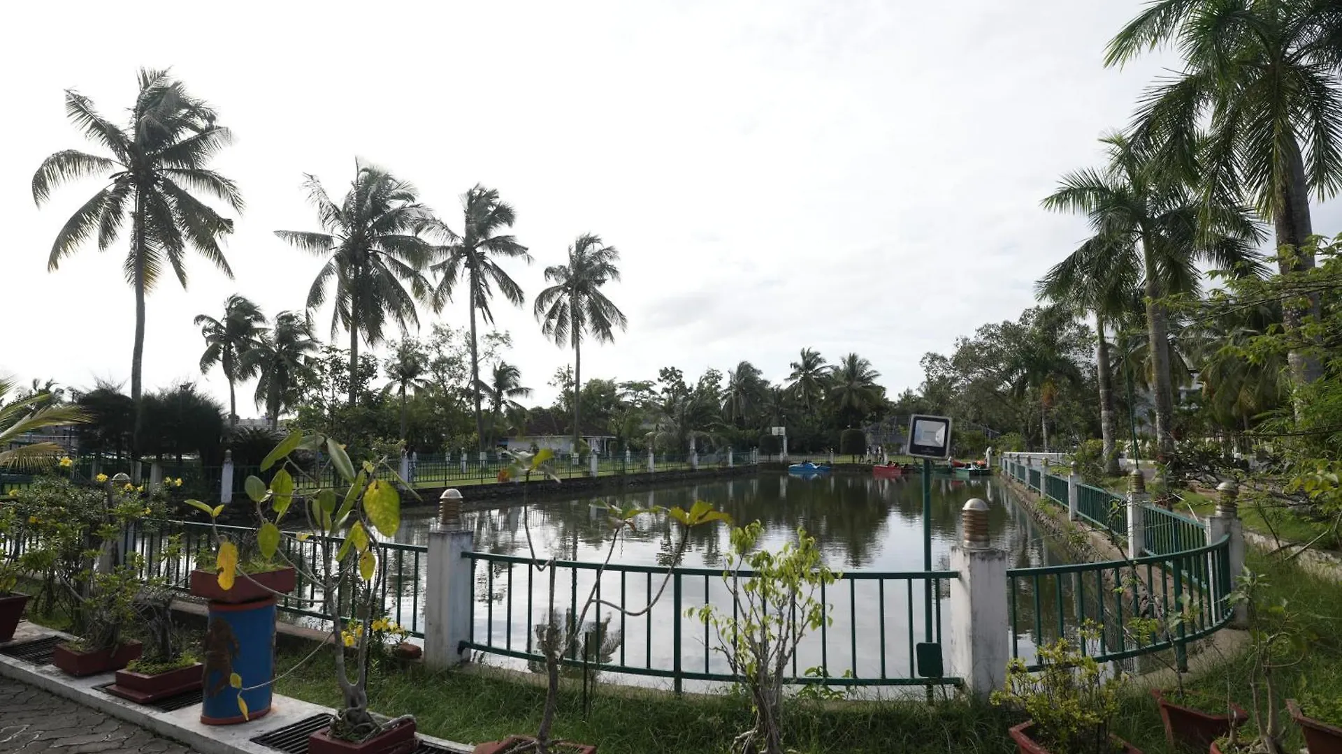 **** Hotel Rustic Leisures Resort Kochi Indien